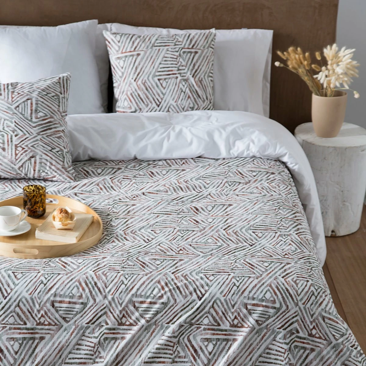 Guy Laroche 2 Cuadrantes PAMIU 65x65 Cm Marrón 4 Guy Laroche 2 Cuadrantes PAMIU 65x65 Cm Marrón - Imagen 2