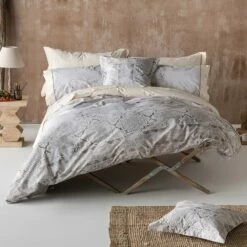 Guy Laroche Funda De Almohada (2) ALAINbeige/gris 65x65(2) Cm 5 Guy Laroche Funda De Almohada (2) ALAINbeige/gris 65x65(2) Cm -CONFORAMA Ventas e88ee58bd4fe868bd1620eb36a1effad42ceaf51 19d24d20f30240ee9fdfe136d3dc3887